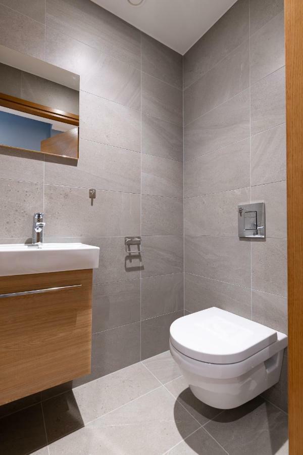 Self-Check-In 3 Bedroom Apartment With Sauna And Balconies Tallinn Extérieur photo